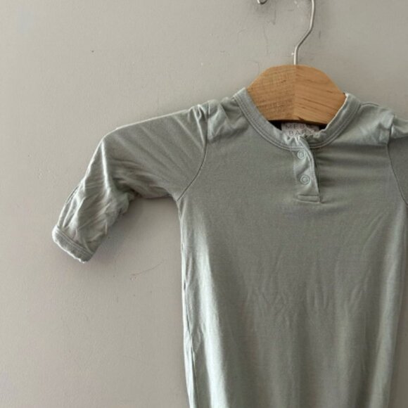 $19 ADD ON Mebie baby knotted gown 0-3M H&M Jamie Kay little sleepies caden lane - Picture 3 of 3